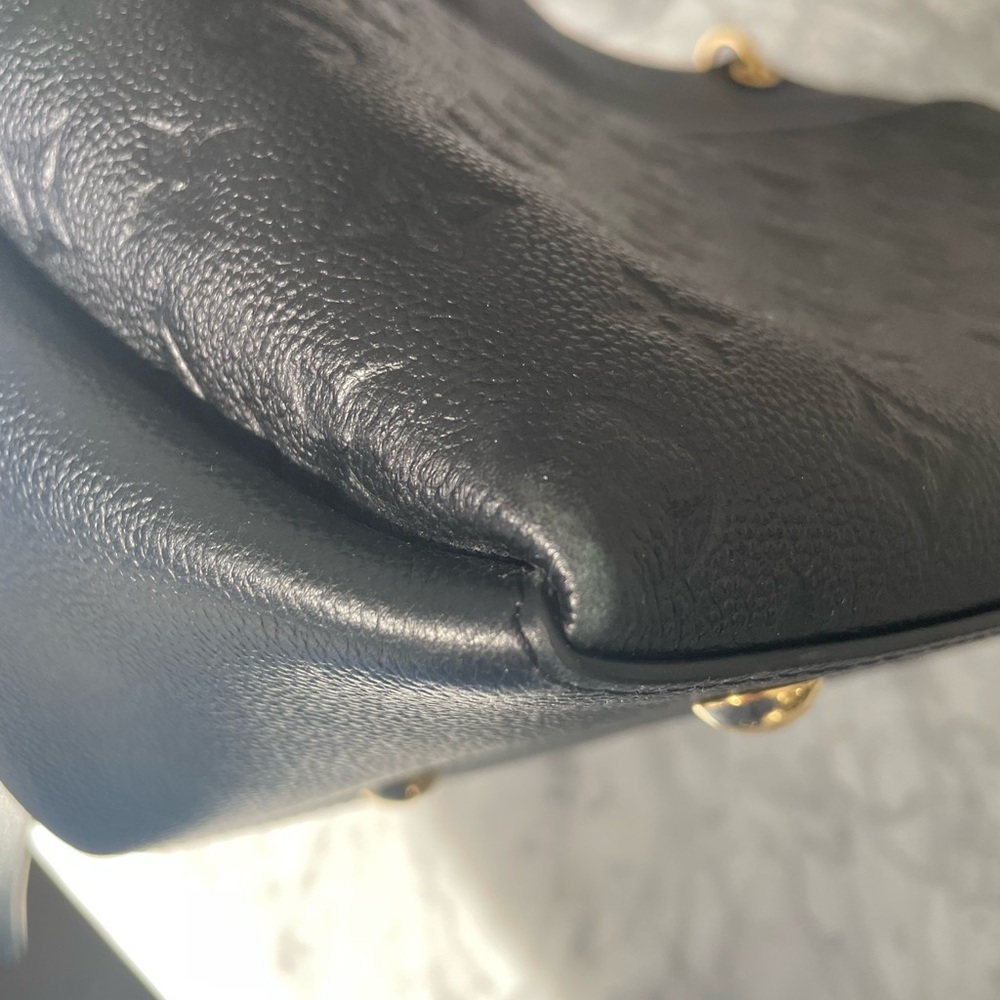 Louis Vuitton Black Maida Hobo - Picture 10 of 17